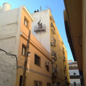 2M EN FACHADA LATERAL